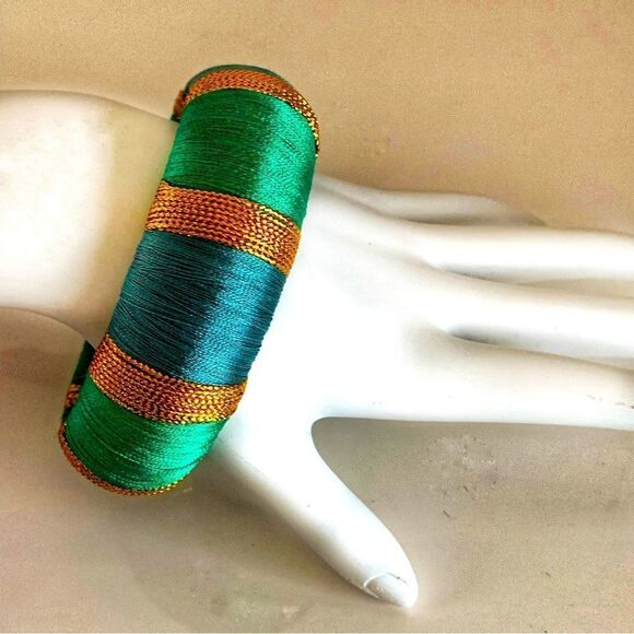 Green turquoise gold wrapped fiber bangle bracelet - Picture 1 of 7